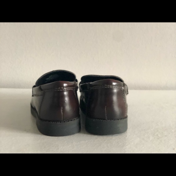 Kenneth Cole Reaction Boys Penny Loafers - Picture 4 of 15